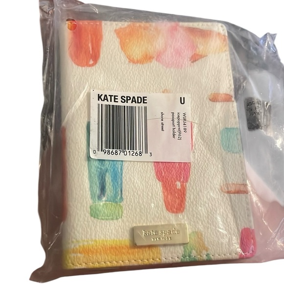 Kate spade passport holder ice  shore street ice cream - Picture 5 of 6